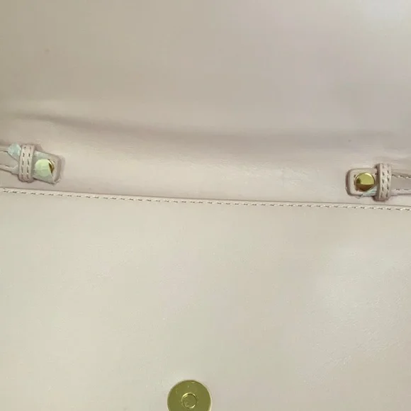 MICHAEL KORS purse that could be a shoulder or crossbody bag. - Picture 4 of 6